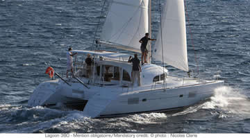 Lagoon 380 sailing